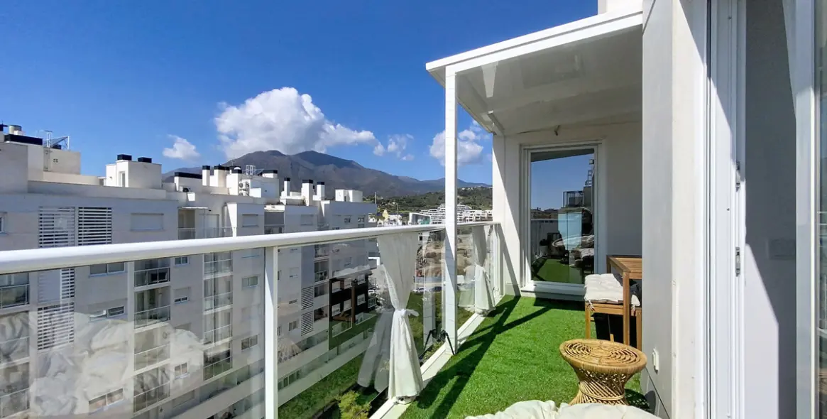 Продажа пентхауса в Estepona 12
