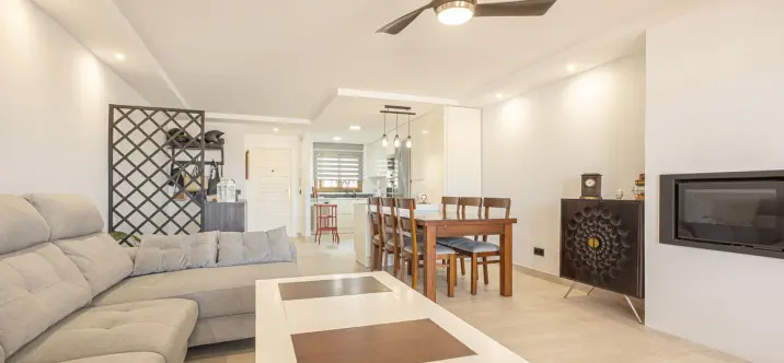 Продажа апартаментов на среднем этаже в Fuengirola 1
