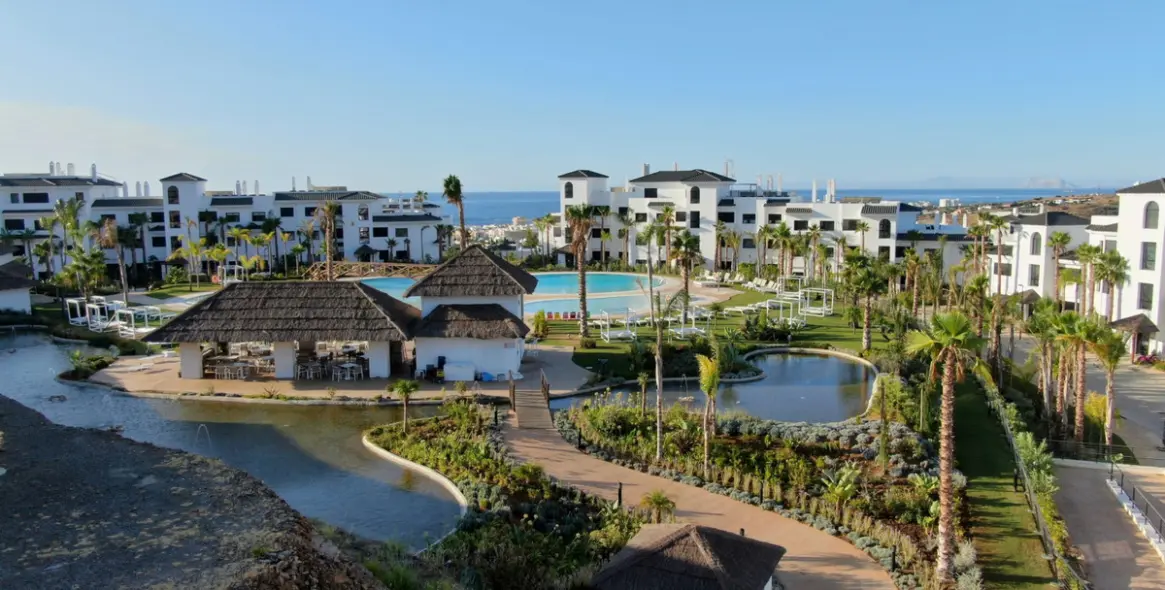 Venta de apartamento en planta baja en Estepona 25