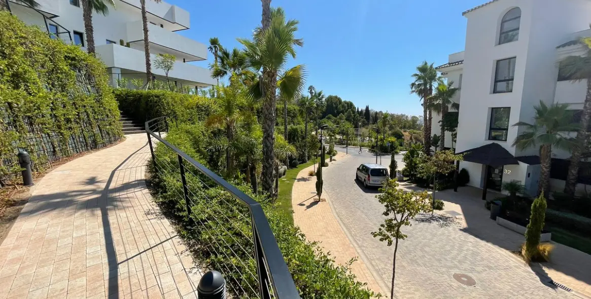 Venta de apartamento en planta baja en Estepona 35