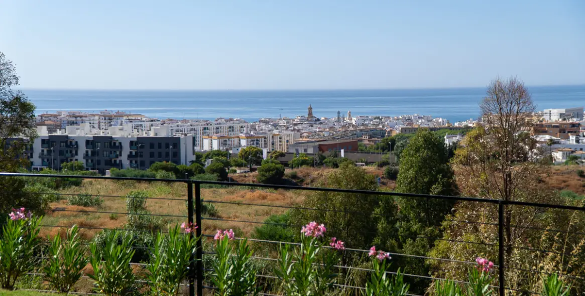Venta de apartamento en planta baja en Estepona 38
