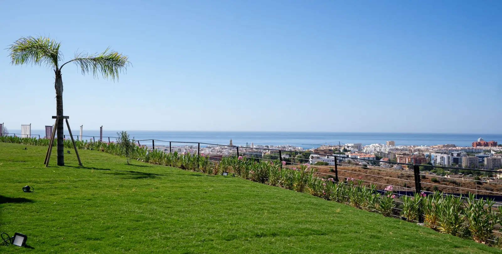 Venta de apartamento en planta baja en Estepona 35
