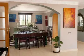 Image 12 thumb