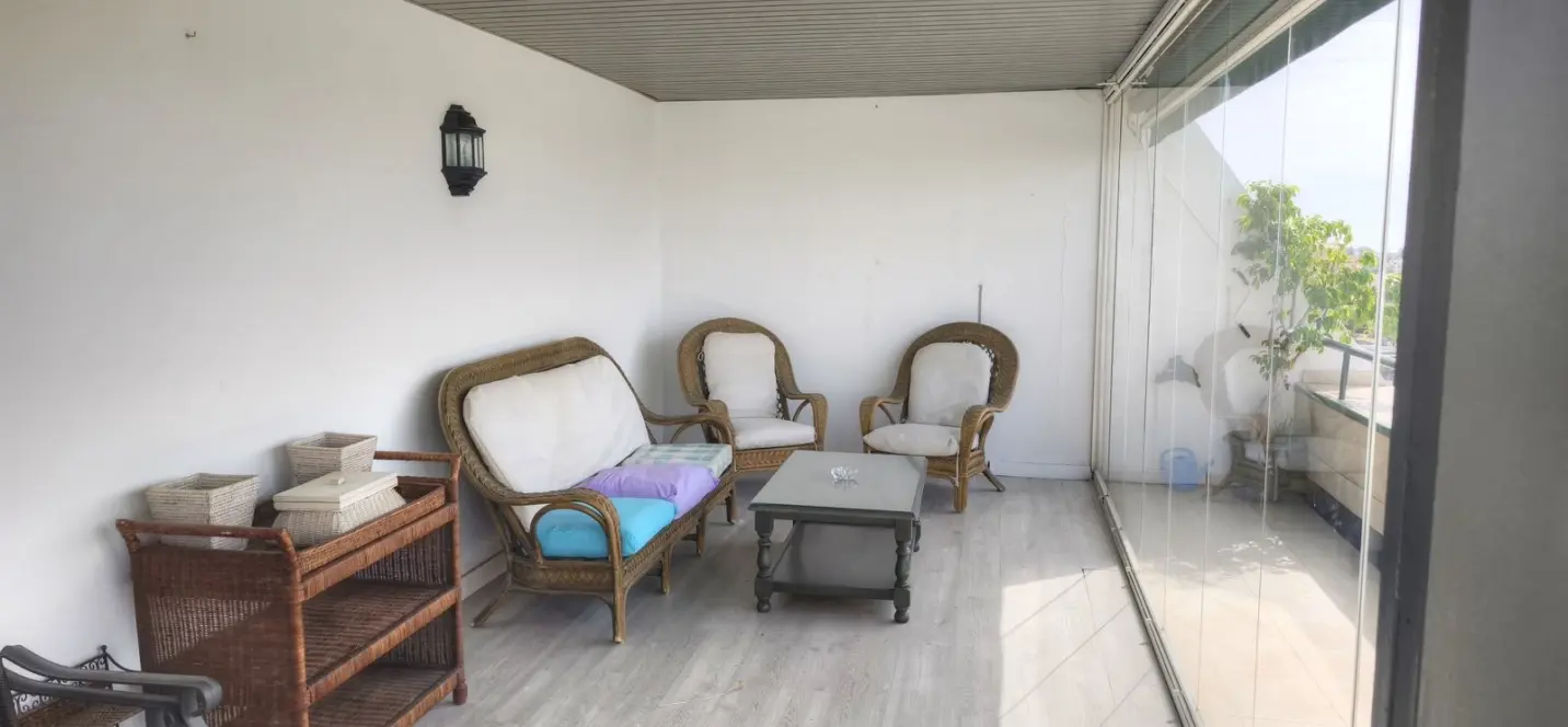 Sale of middle floor apartment in San Pedro de Alcántara 3