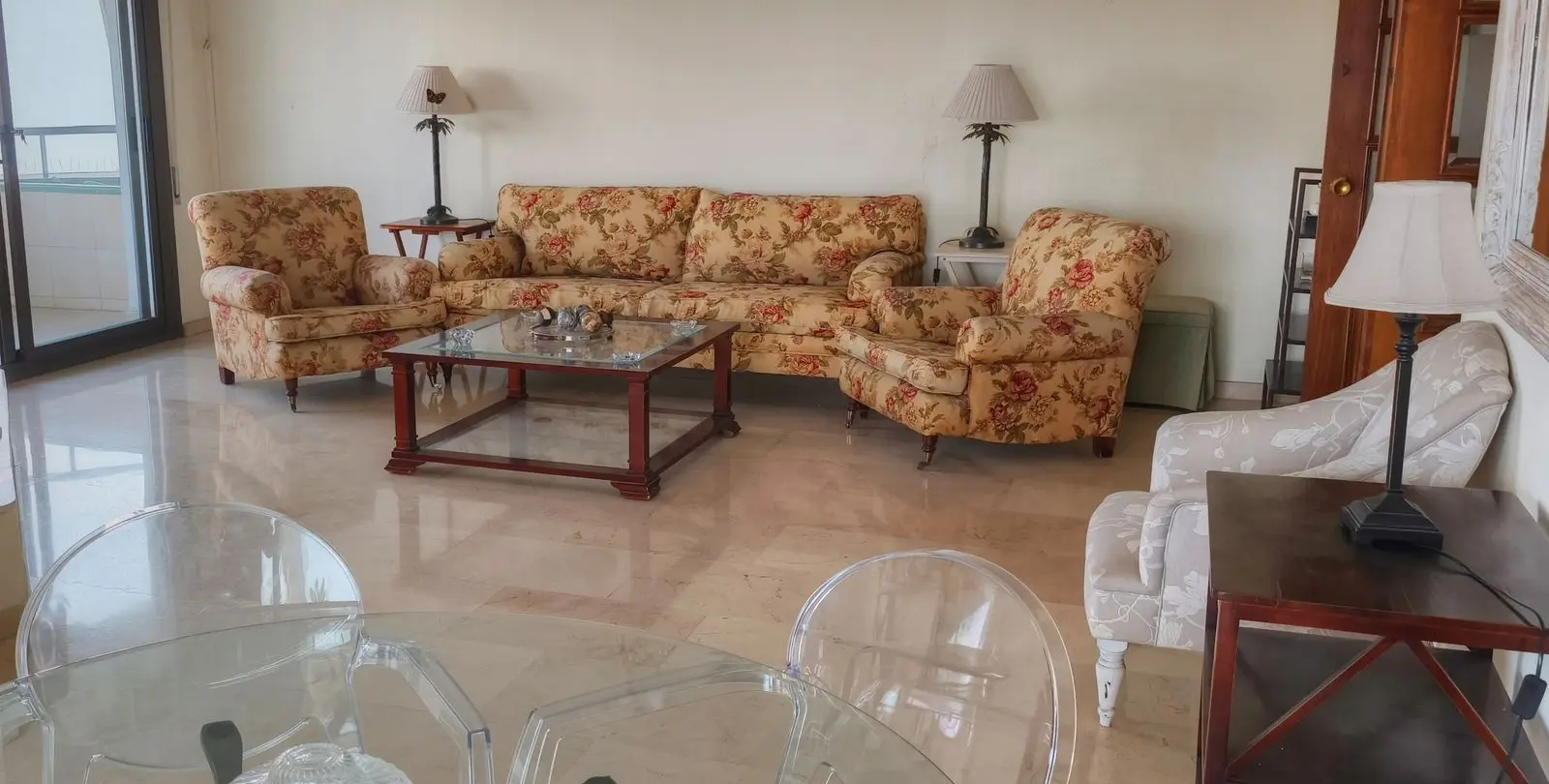 Sale of middle floor apartment in San Pedro de Alcántara 6