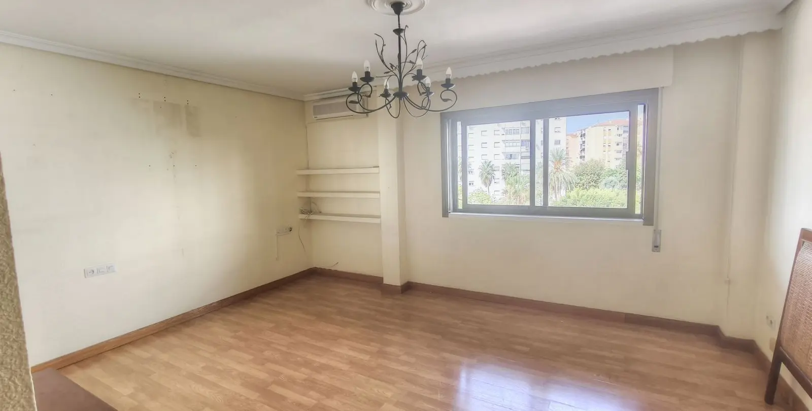 Sale of middle floor apartment in San Pedro de Alcántara 9