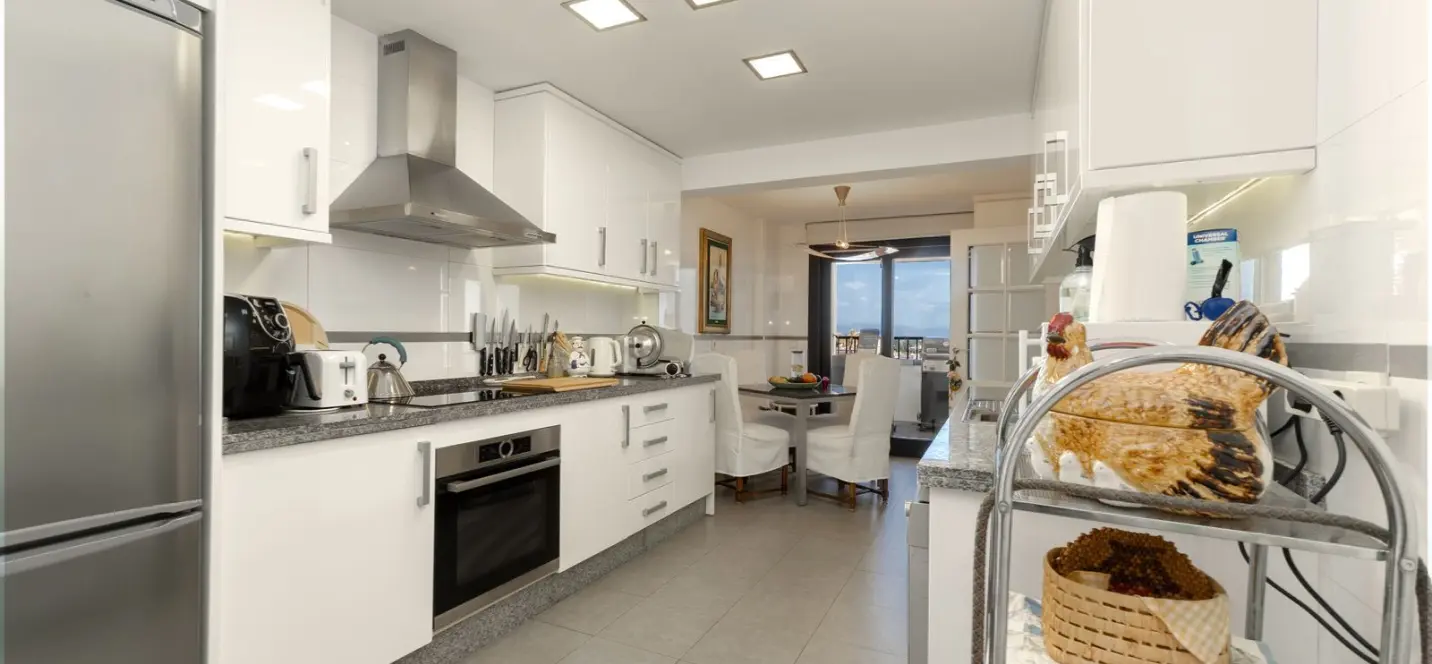 Sale of penthouse duplex in San Pedro de Alcántara 1