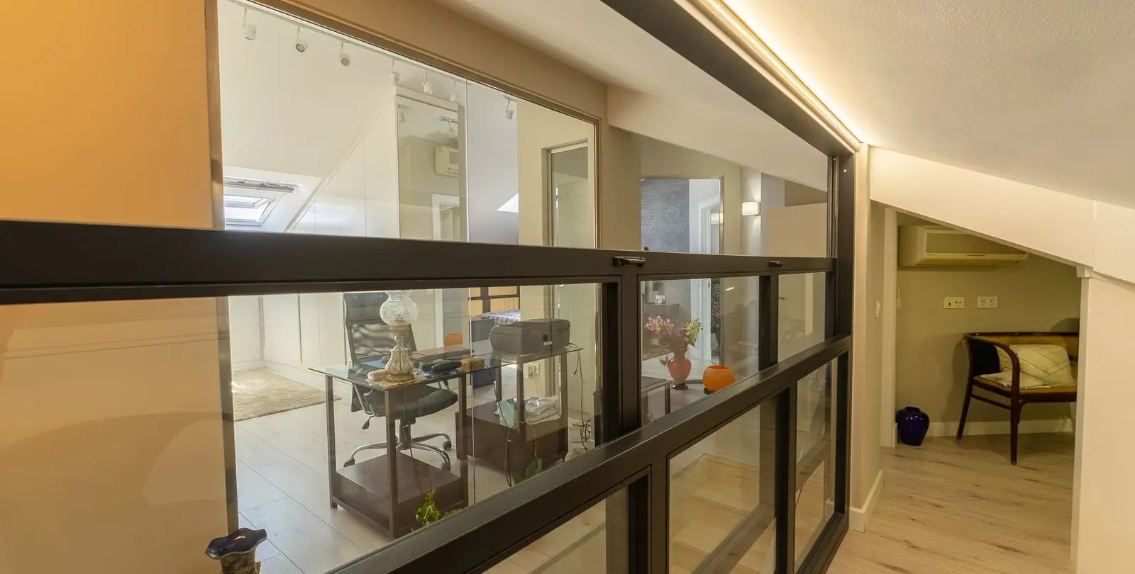 Venta de ático dúplex en San Pedro de Alcántara 22