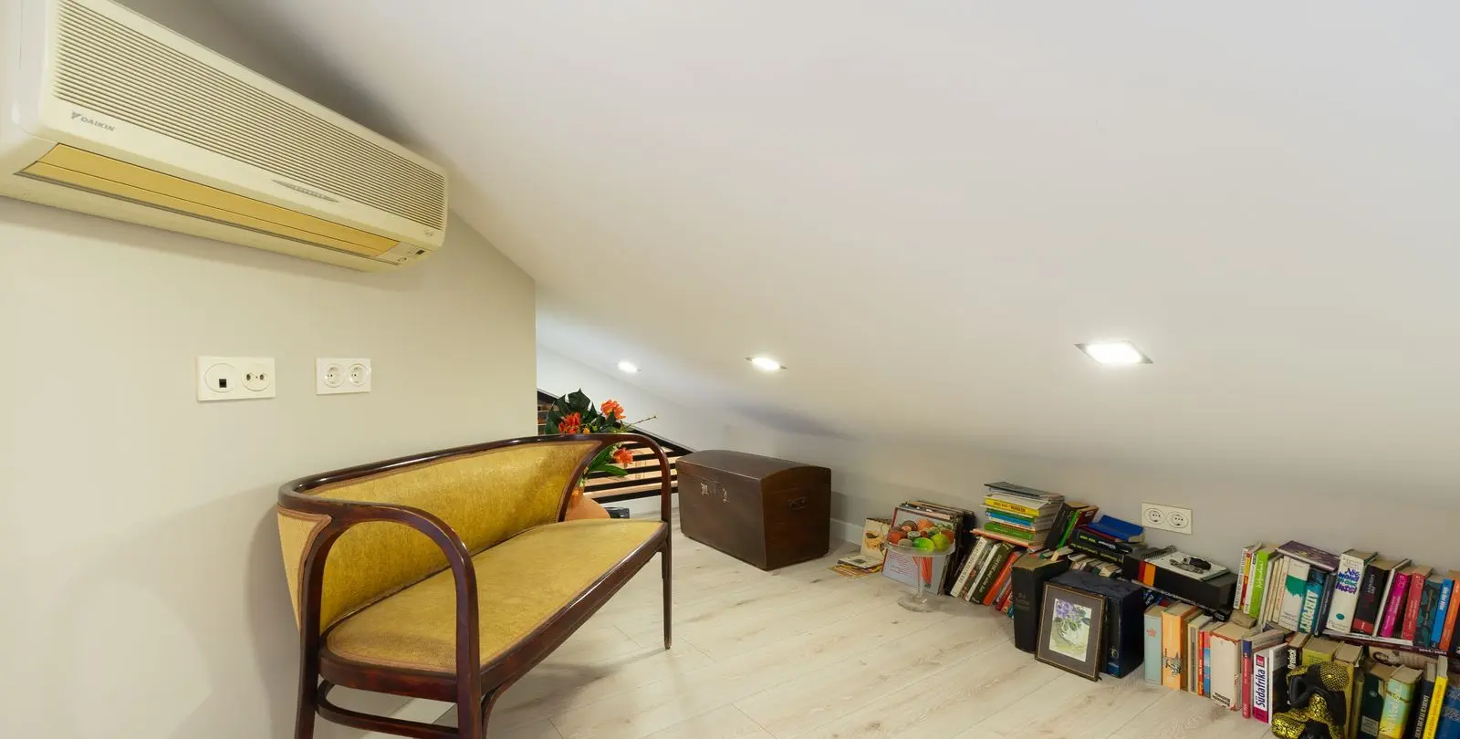 Venta de ático dúplex en San Pedro de Alcántara 23