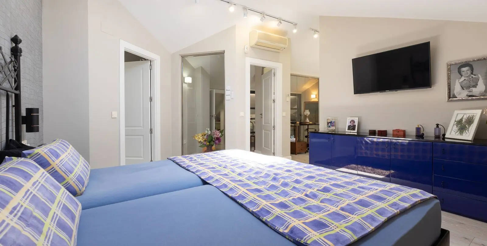 Venta de ático dúplex en San Pedro de Alcántara 26