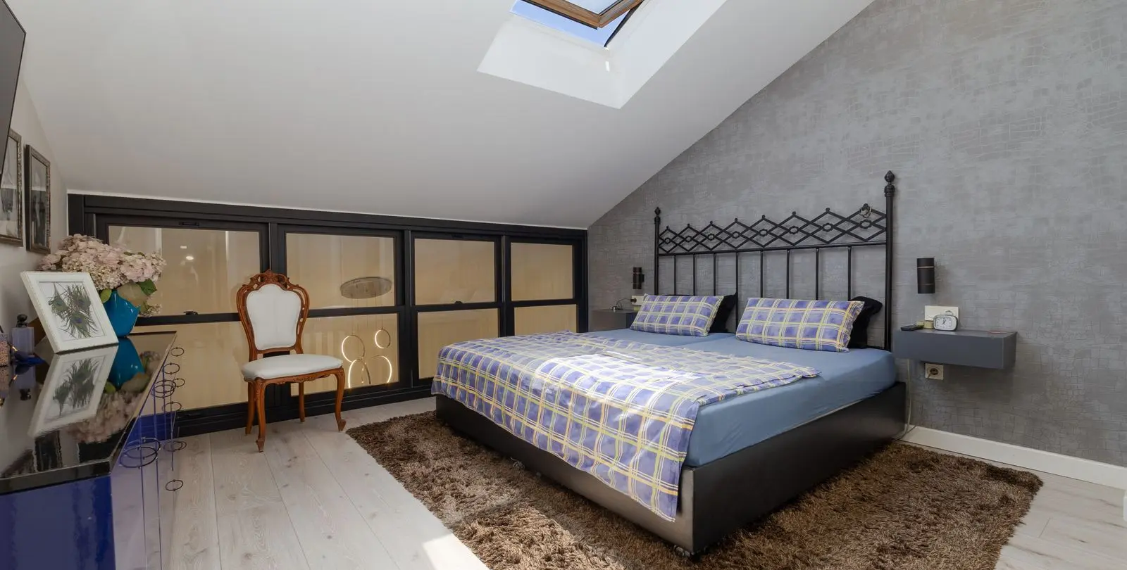Venta de ático dúplex en San Pedro de Alcántara 28