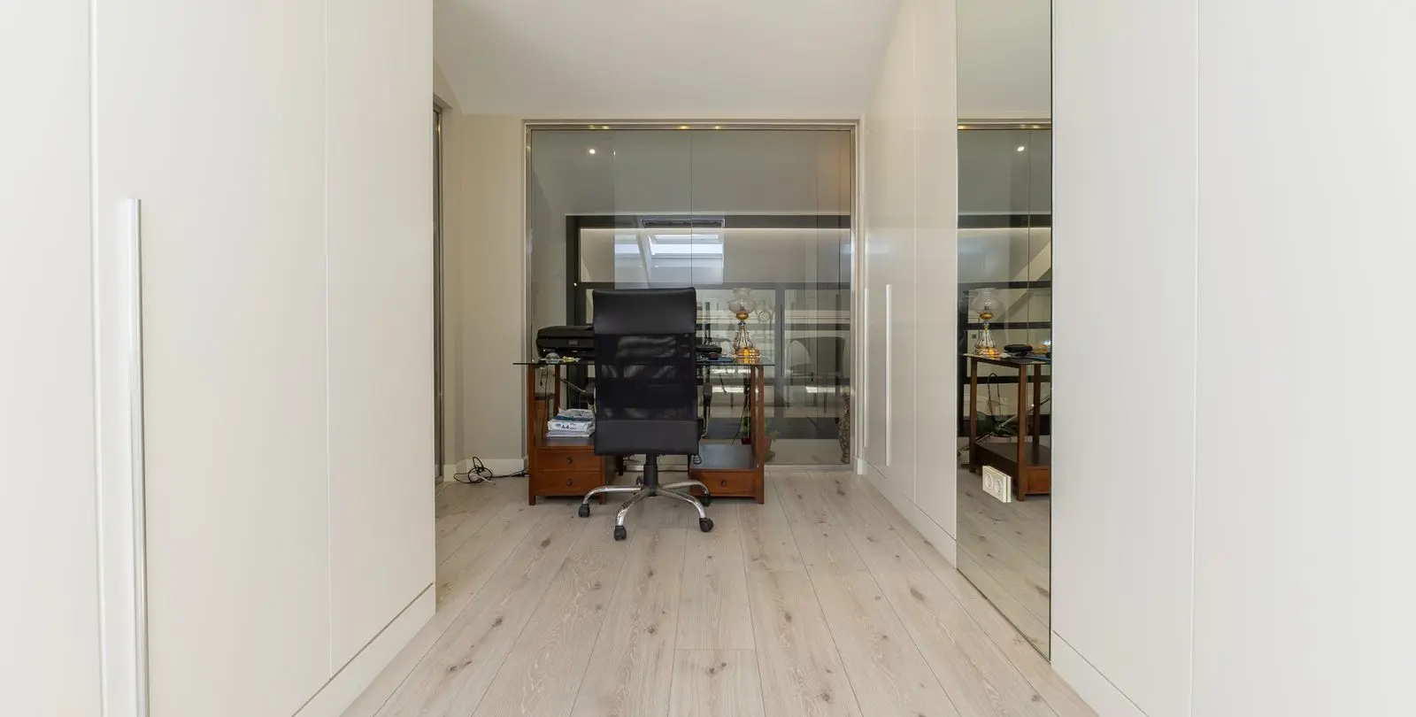 Venta de ático dúplex en San Pedro de Alcántara 32