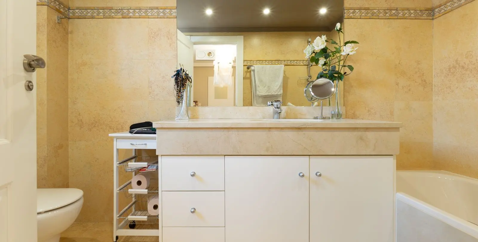 Venta de ático dúplex en San Pedro de Alcántara 37