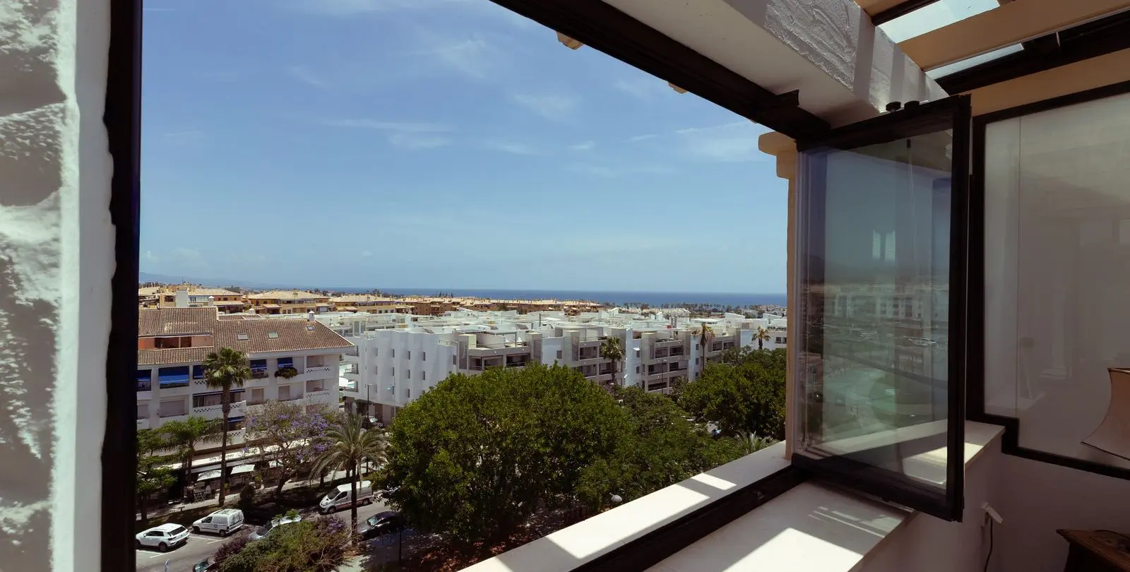 Venta de ático dúplex en San Pedro de Alcántara 47