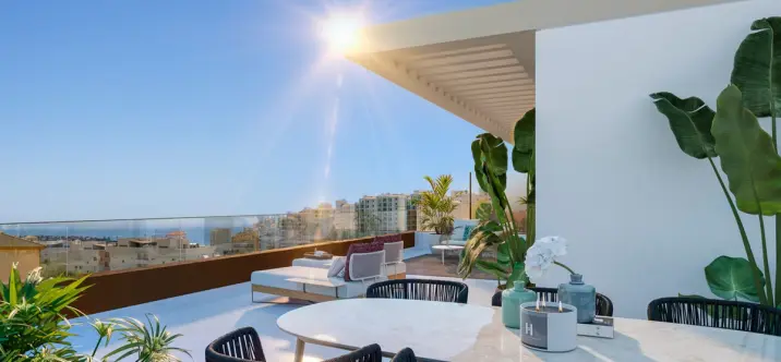 Продажа пентхауса в Estepona 0