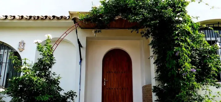 Venta de villa independiente en Marbella 2
