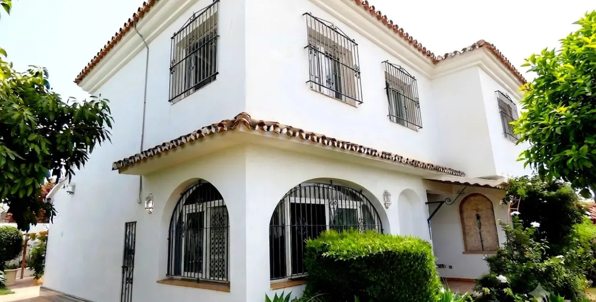 Venta de villa independiente en Marbella 4