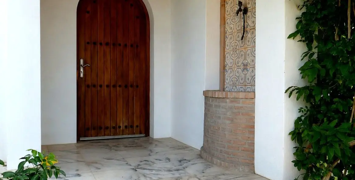 Venta de villa independiente en Marbella 5