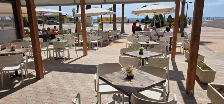 Venta de local comercial en Los Boliches 0
