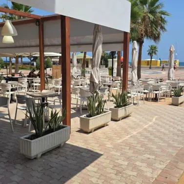 Venta de local comercial en Los Boliches