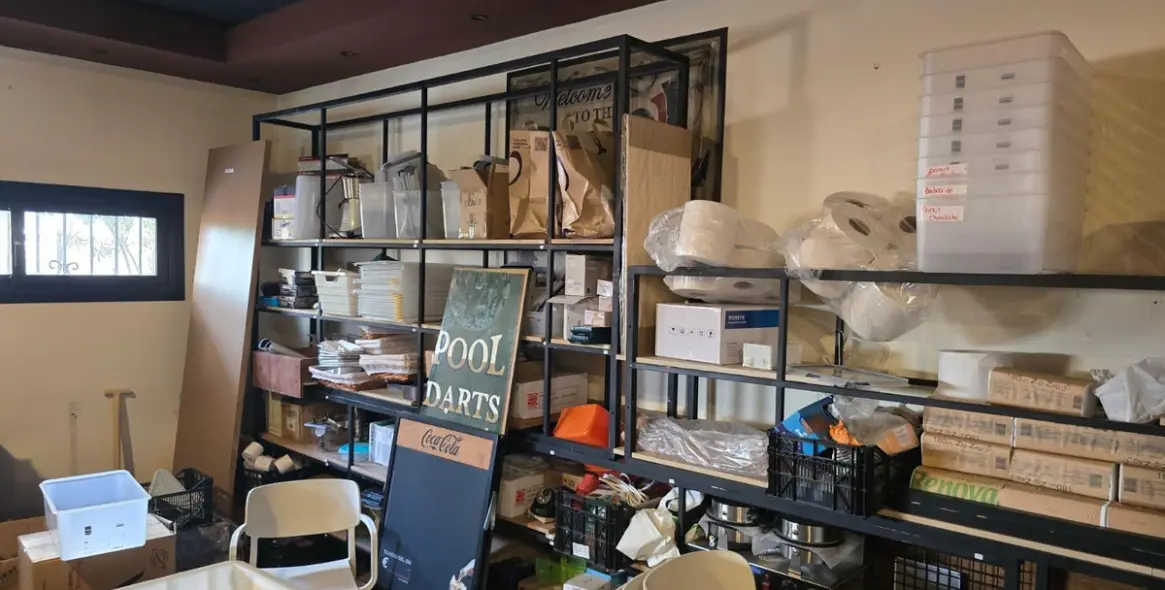 Venta de local comercial en Los Boliches 27