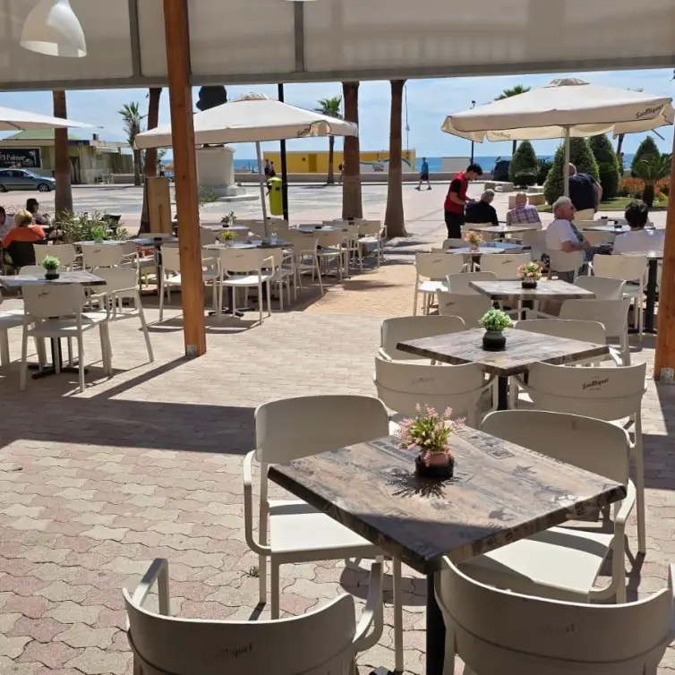 Sale of commercial premises in Los Boliches