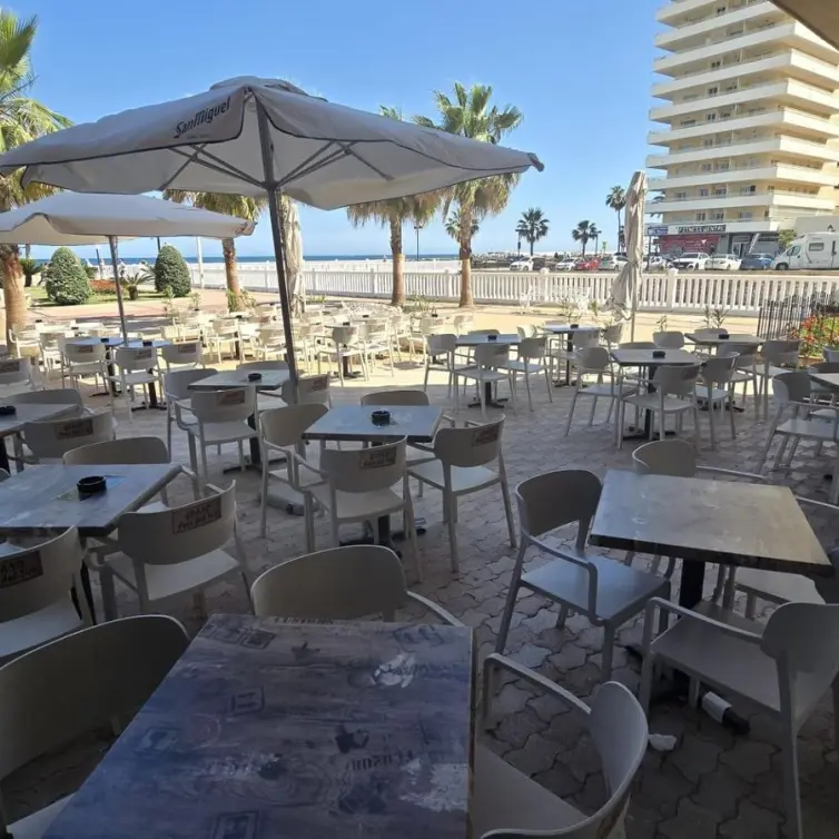 Sale of commercial premises in Los Boliches