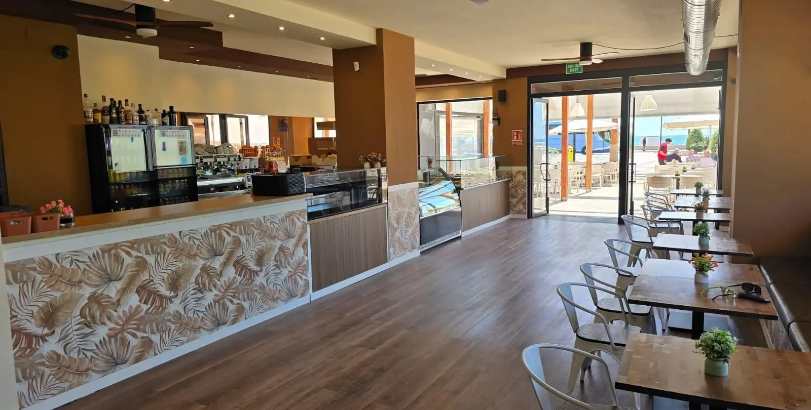 Sale of commercial premises in Los Boliches 5