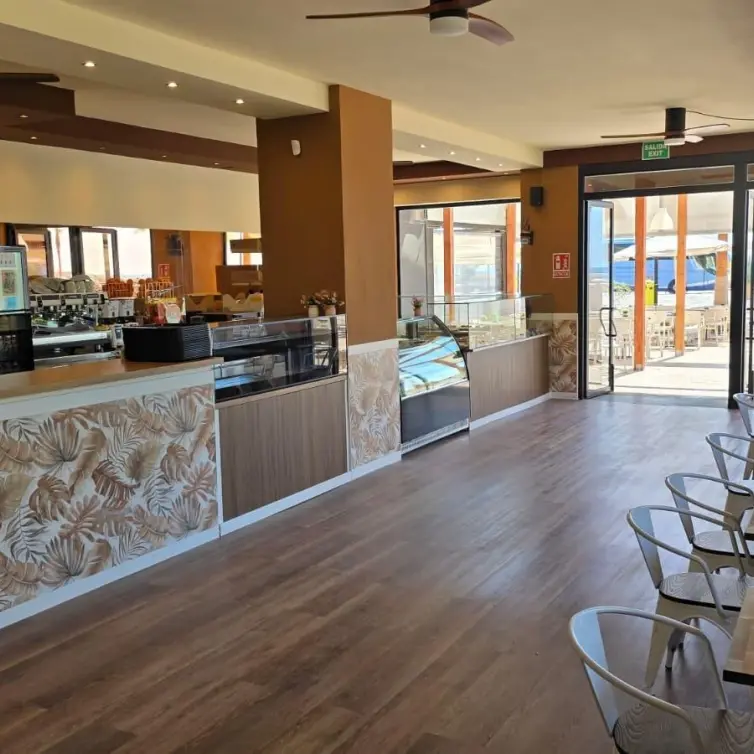 Sale of commercial premises in Los Boliches