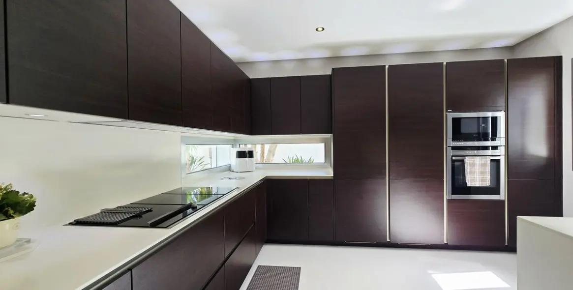 Venta de villa independiente en Nueva Andalucía 25