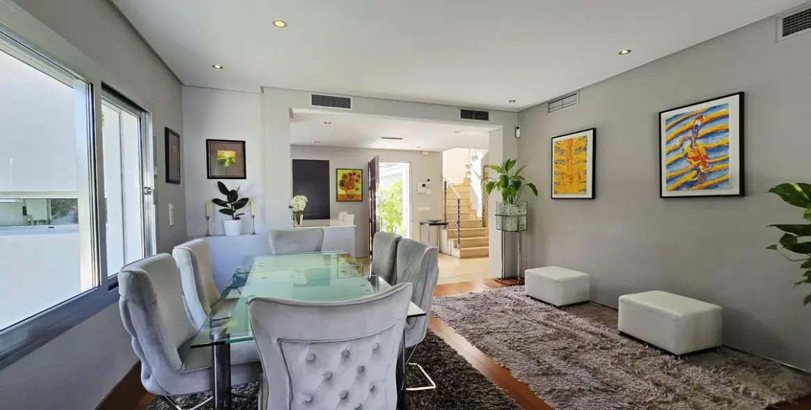 Venta de villa independiente en Nueva Andalucía 35