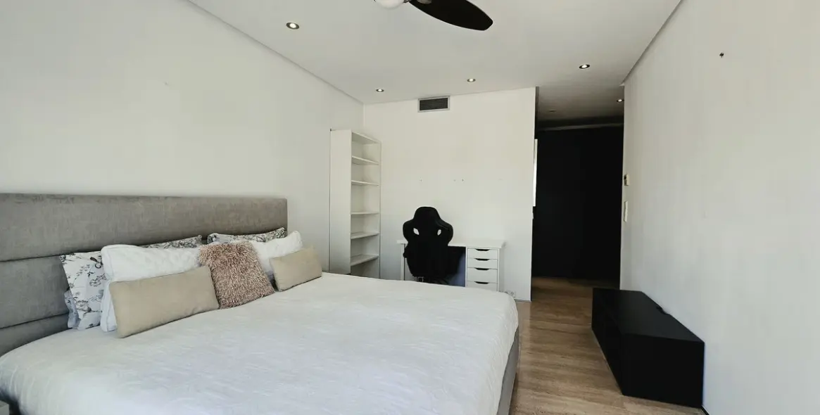 Venta de villa independiente en Nueva Andalucía 38