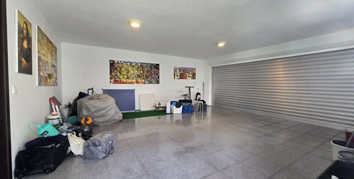 Venta de villa independiente en Nueva Andalucía 58