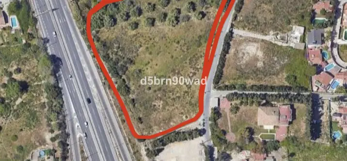 Venta de parcela comercial en Marbella 2