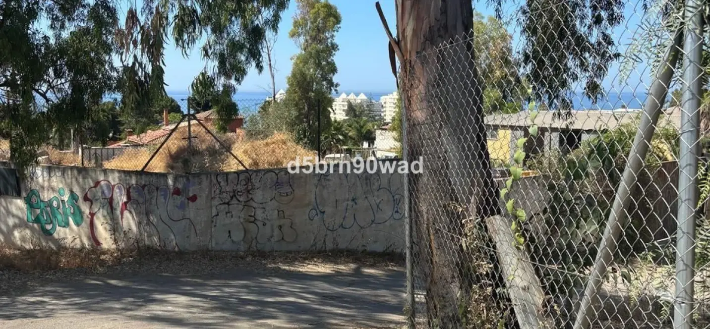 Sale of commercial plot in Marbella 4