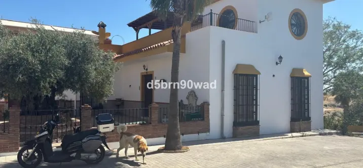 Venta de granja en Monda 0