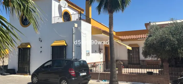 Venta de granja en Monda 1