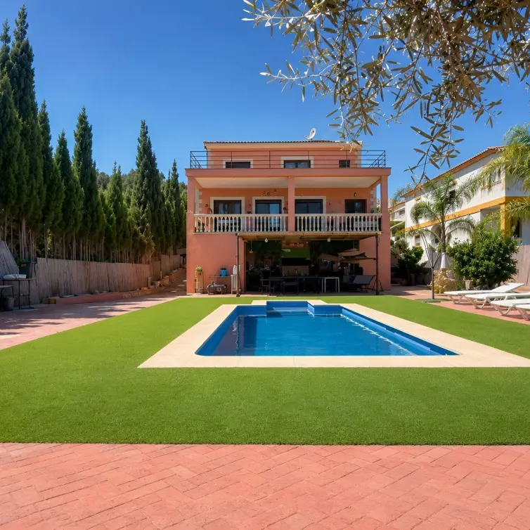 Sale of detached villa in Málaga
