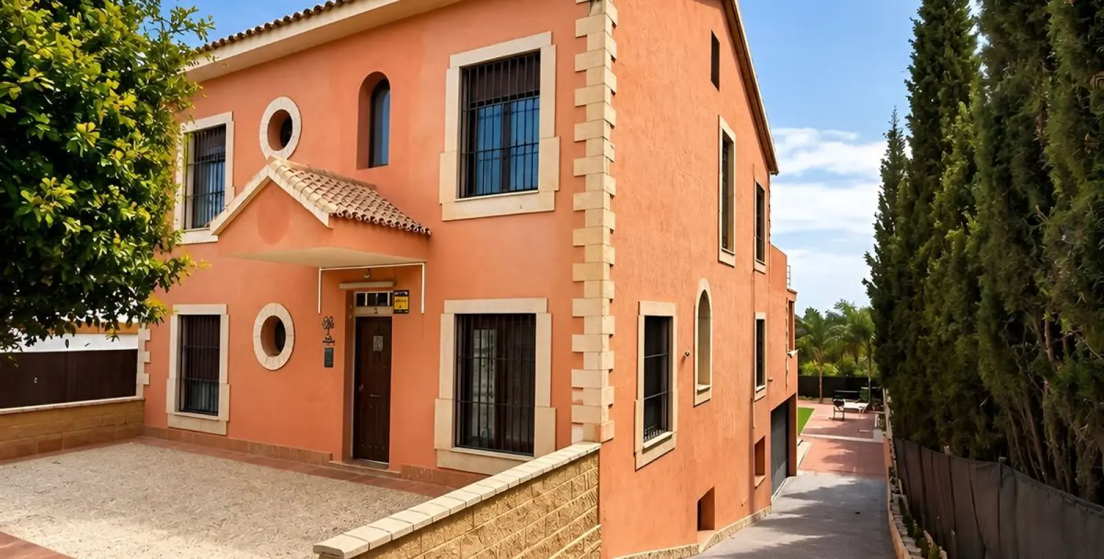 Sale of detached villa in Málaga 13