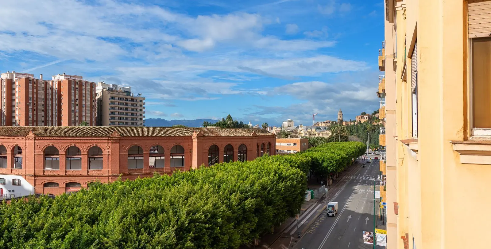 Venta de apartamento en planta media en Malagueta 11