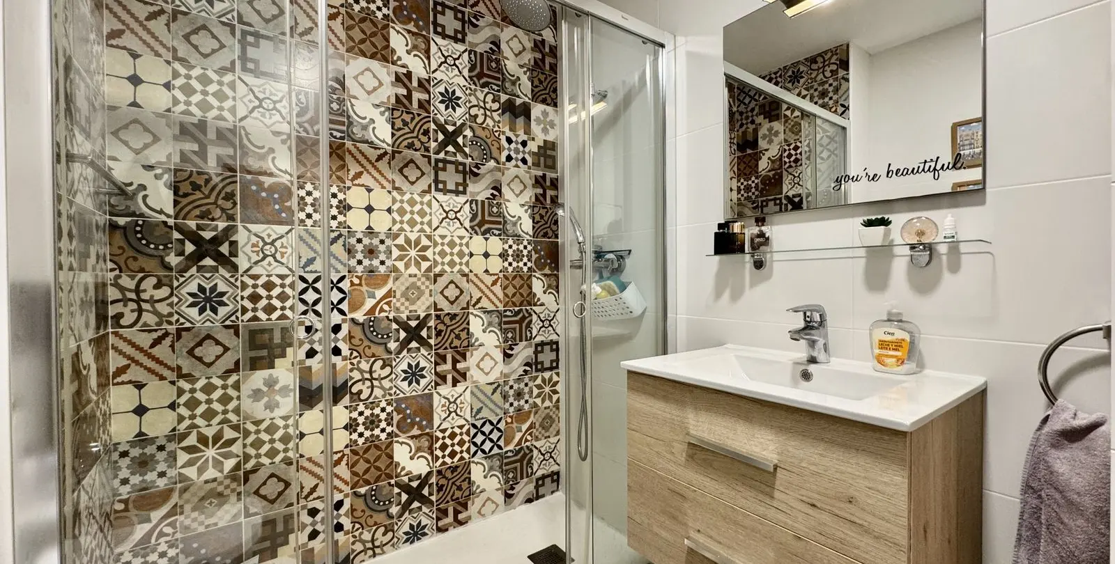 Venta de apartamento en planta media en Los Boliches 19