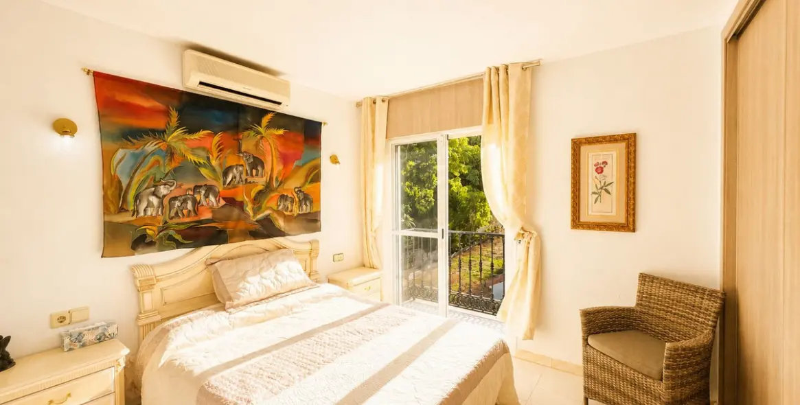 Sale of townhouse in Mijas Golf 23