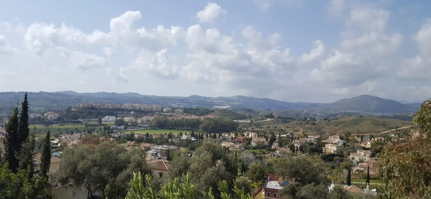 Sale of residential plot in Málaga 2