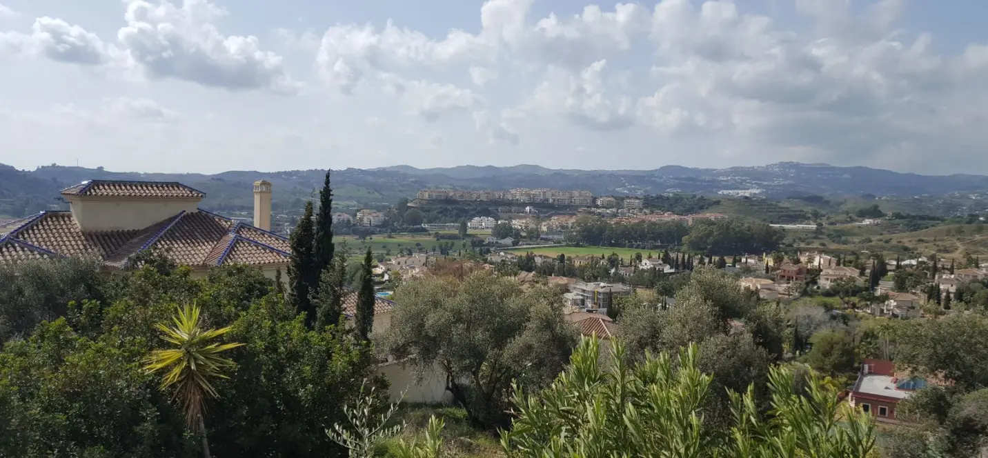 Sale of residential plot in Málaga 4