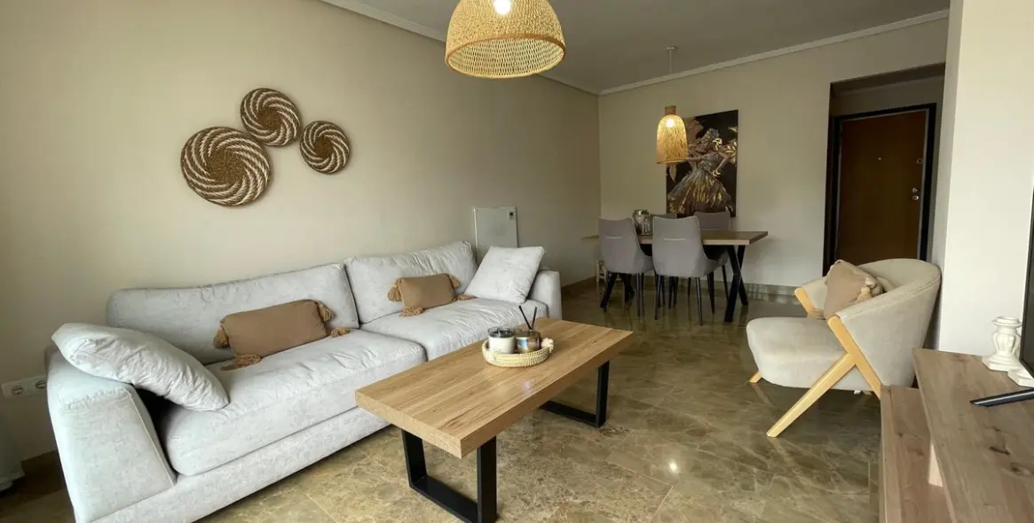 Продажа апартаментов на среднем этаже в Estepona 3
