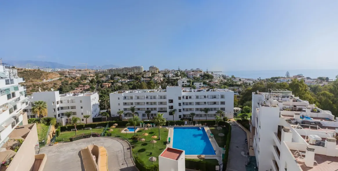 Sale of penthouse in Mijas Costa 2