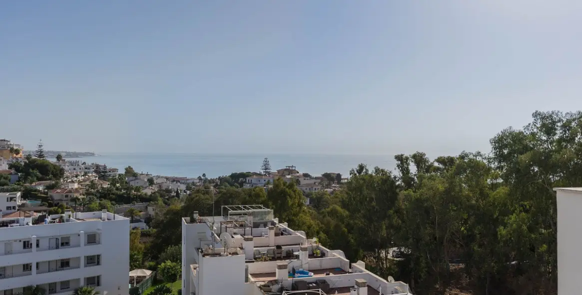 Sale of penthouse in Mijas Costa 18