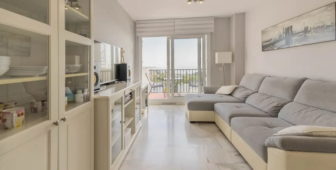 Sale of penthouse in Mijas Costa 36