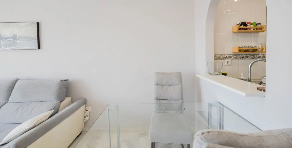 Sale of penthouse in Mijas Costa 43