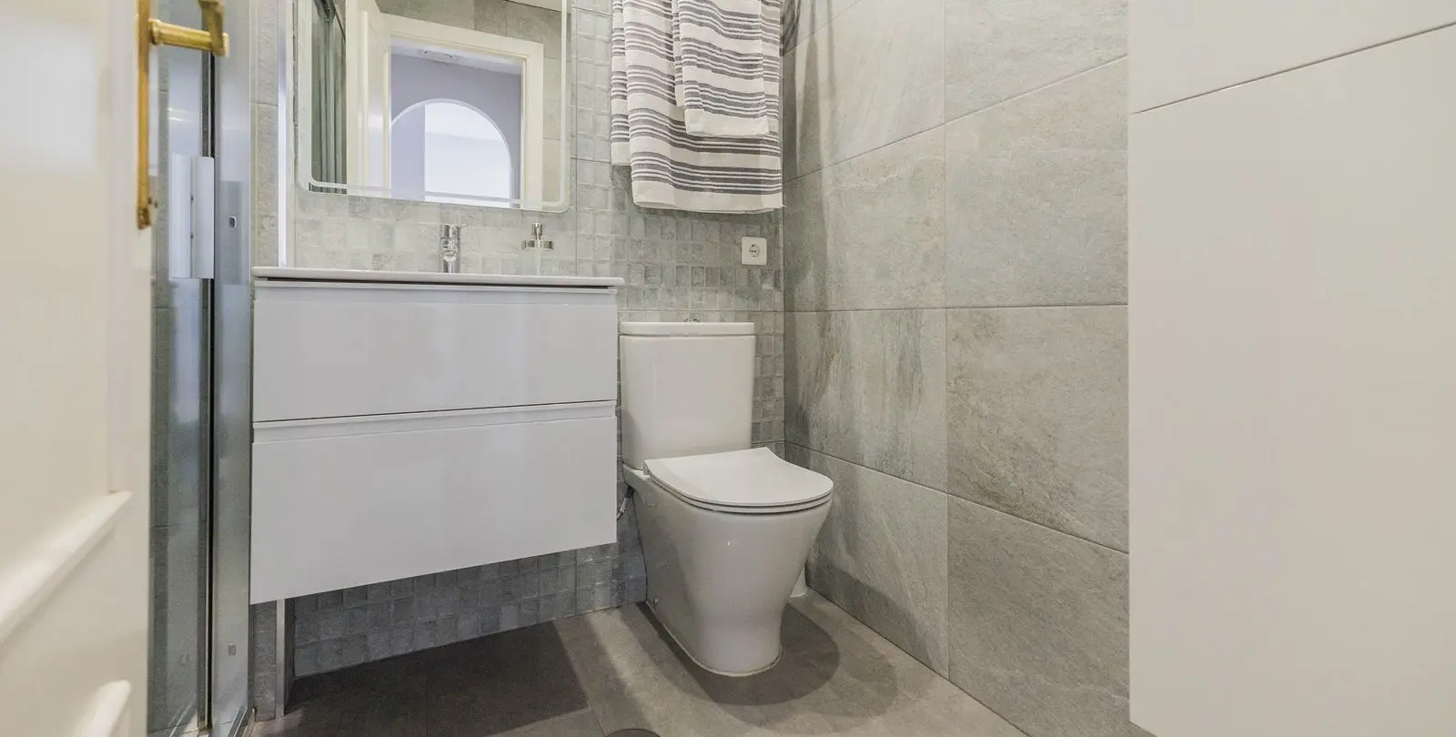 Sale of penthouse in Mijas Costa 11